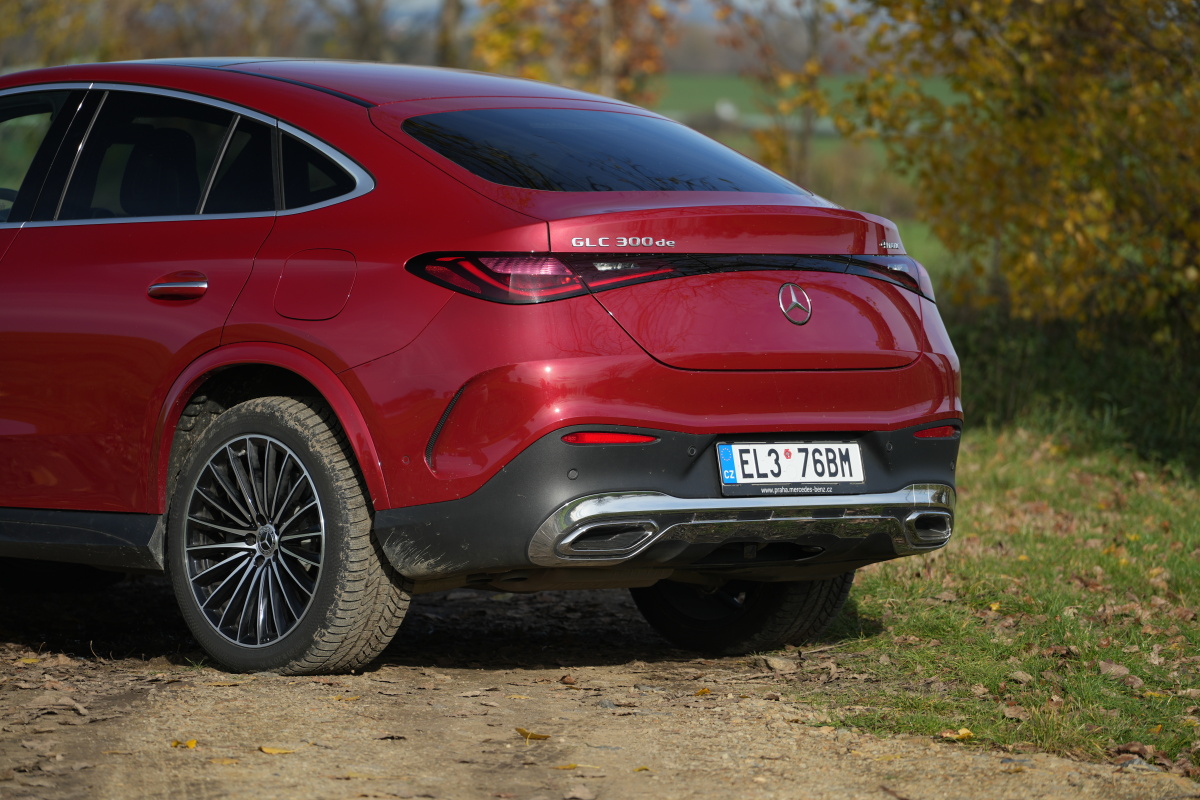 mercedes-benz-glc-2024-4