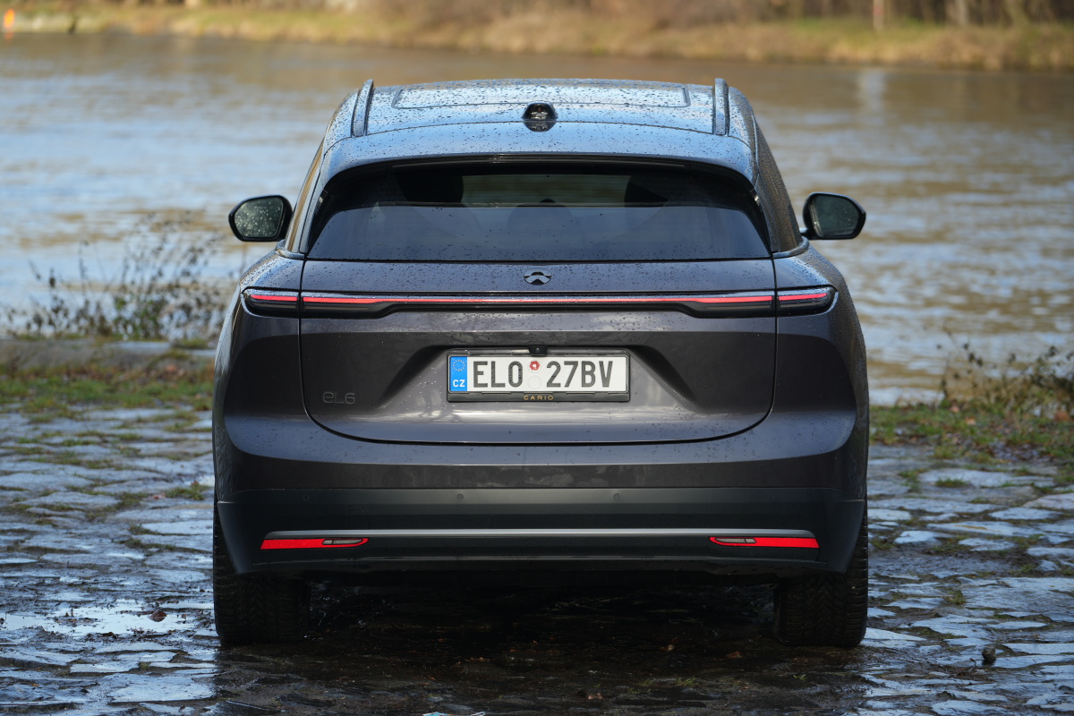 nio-el6-2024-20
