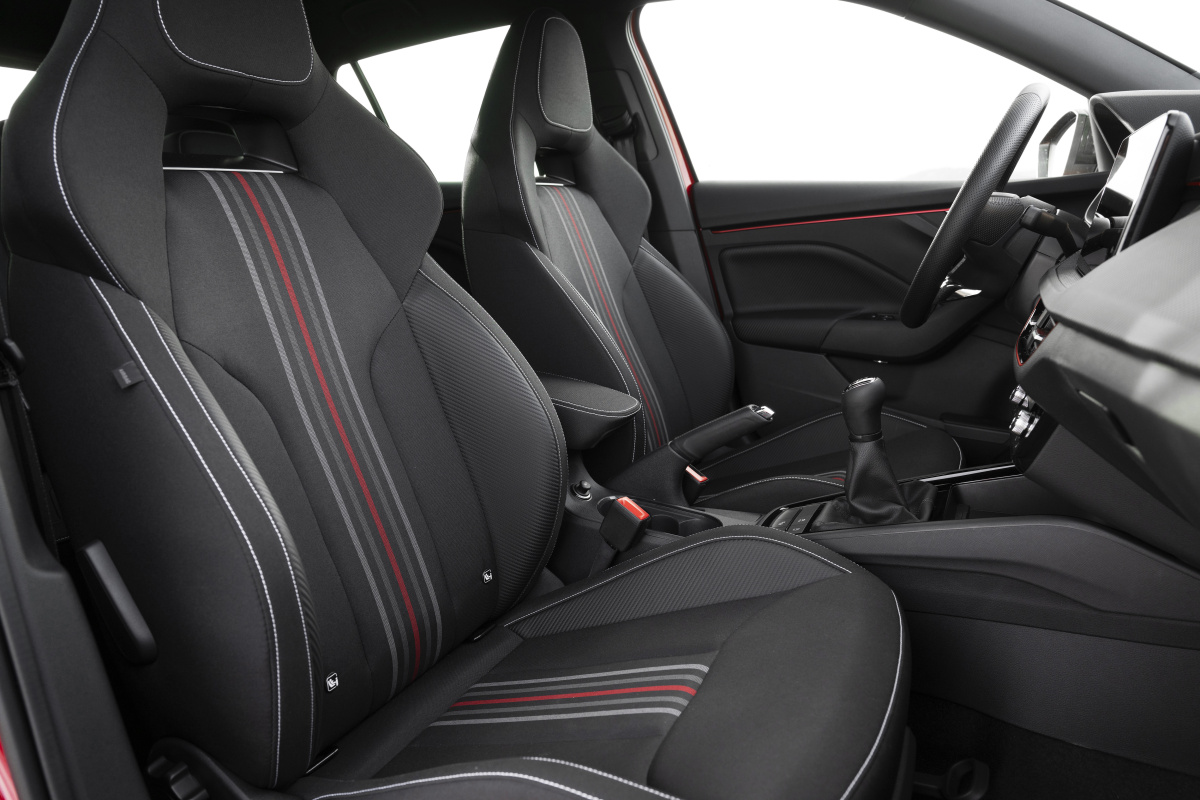 96_skoda_scala_and_kamiq_monte_carlo_interior_6455bad7