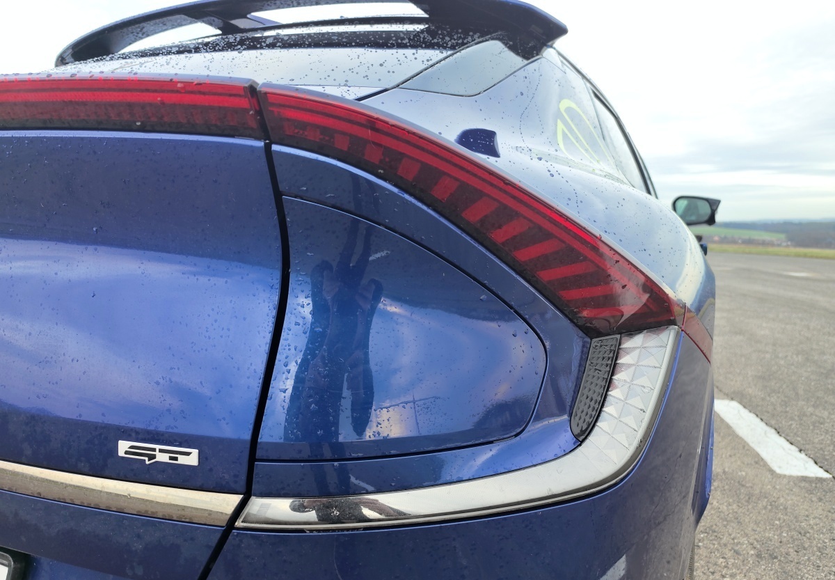 kia-ev6-gt-2024-22