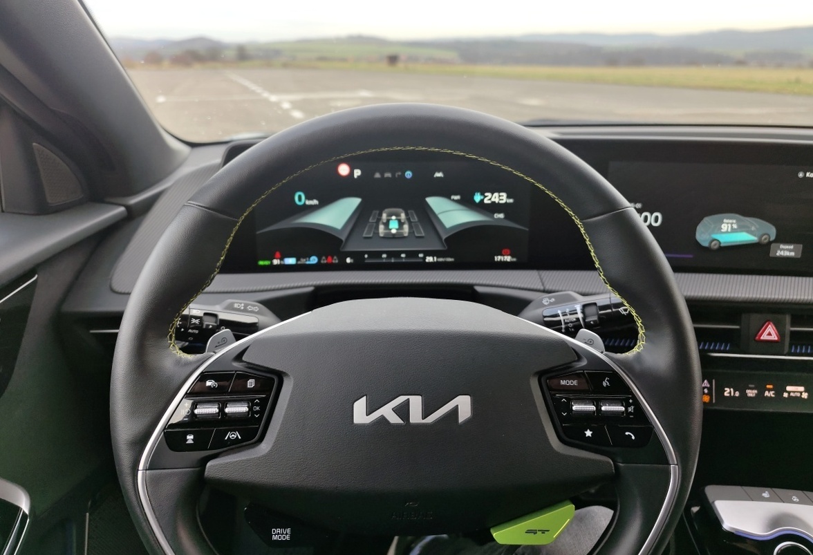 kia-ev6-gt-2024-32