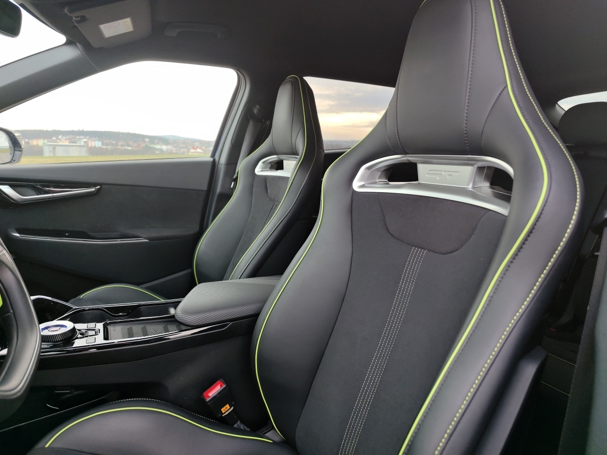 kia-ev6-gt-2024-36