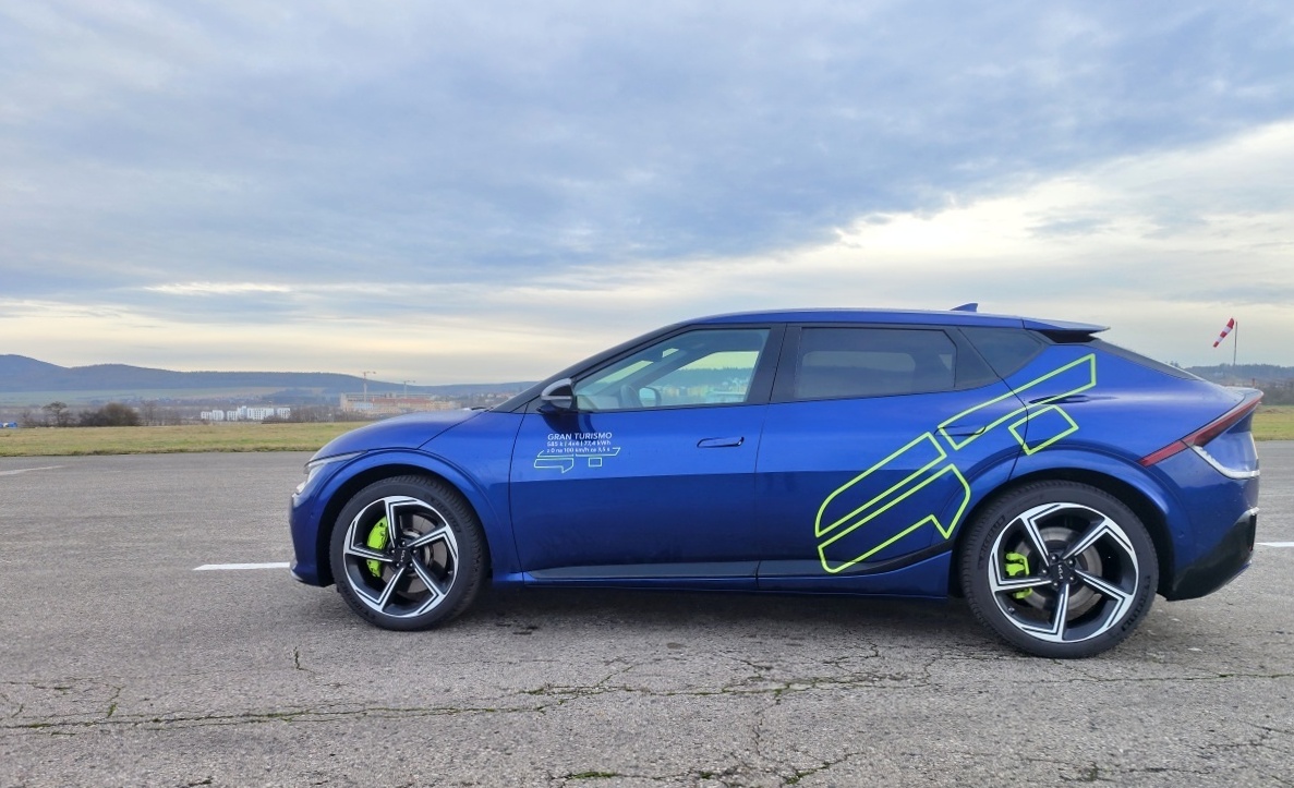 kia-ev6-gt-2024-4