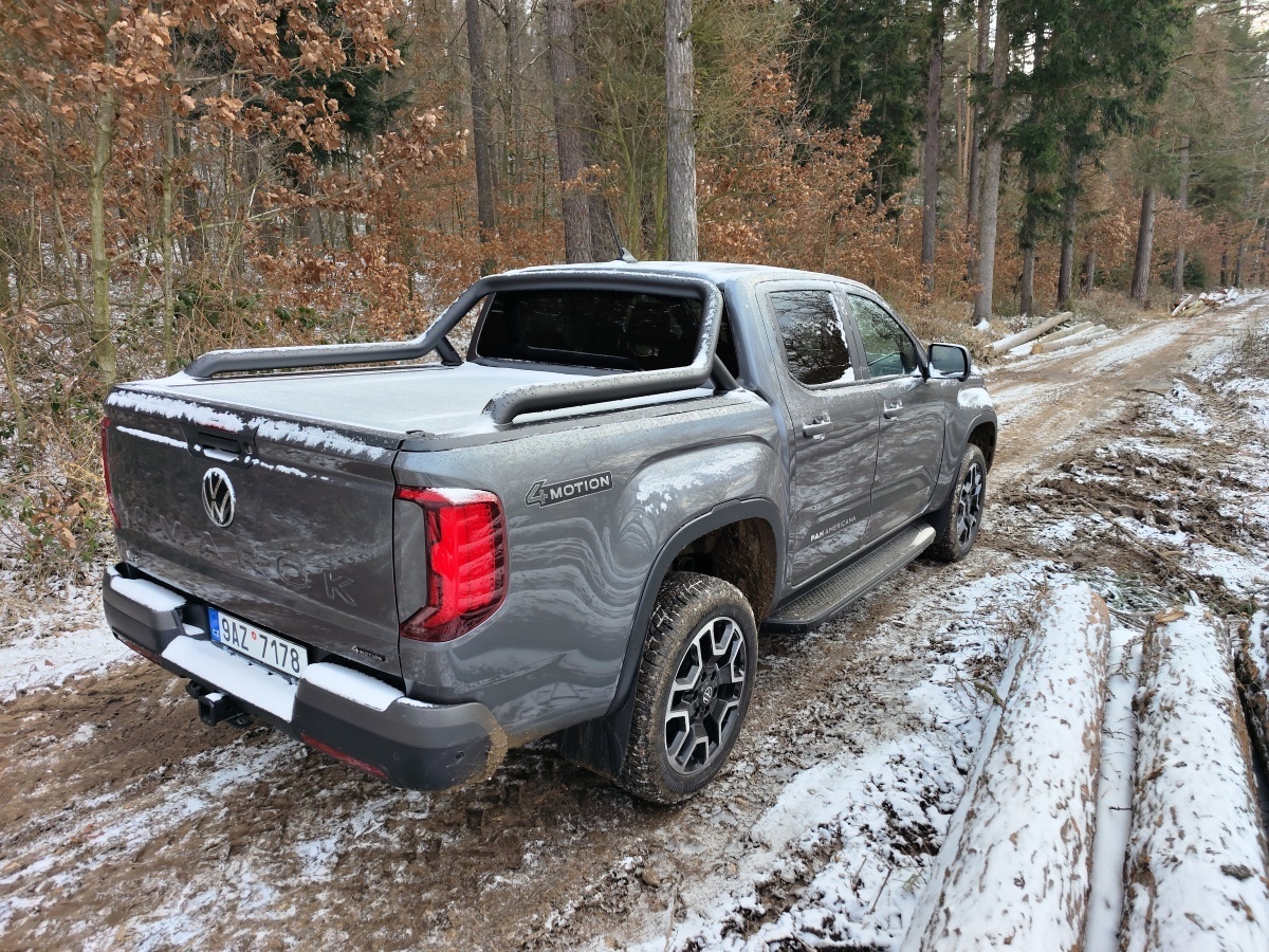 volkswagen-amarok-2024-34