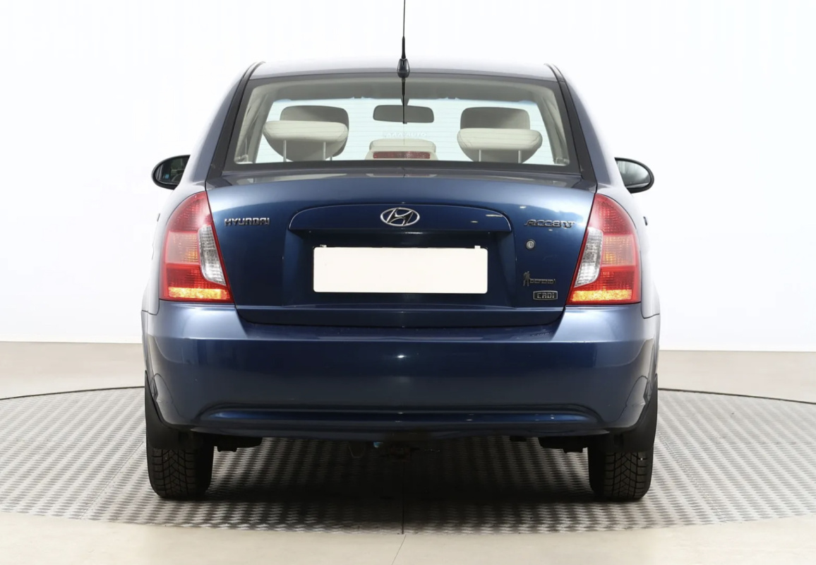 hyundai-accent-6