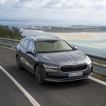 106_skoda_superb_combi_lk_6199c300