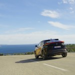 2024_c-hr-phev_dpl_dynamic_010