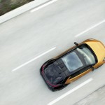 2024_c-hr-phev_dpl_dynamic_017
