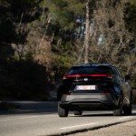 2024_c-hr-phev_dpl_dynamic_029