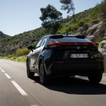 2024_c-hr-phev_dpl_dynamic_038