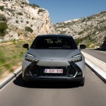 2024_c-hr-phev_dpl_dynamic_040