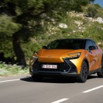2024_c-hr-phev_dpl_dynamic_sulfur_003