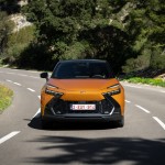 2024_c-hr-phev_dpl_dynamic_sulfur_004