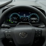 2024_c-hr-phev_dpl_int_010