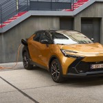 2024_c-hr-phev_dpl_static_008