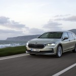 44_skoda_superb_combi_exterior_dda875d2