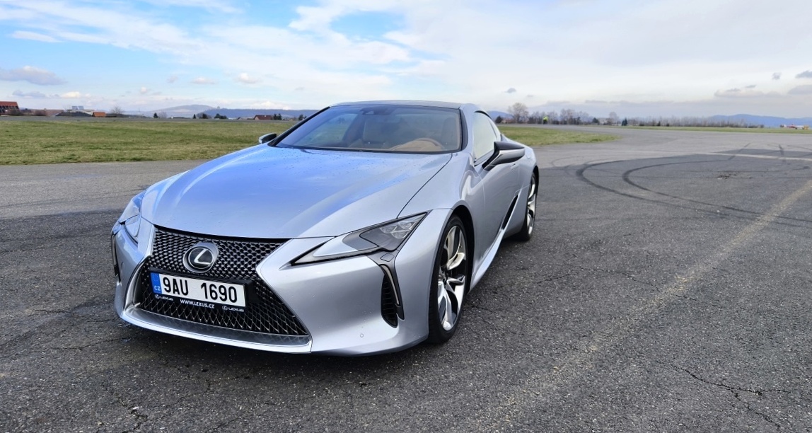 lexus-lc500-coupe-2024-5