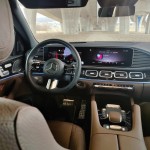 mercedes-benz-gls-2024-18