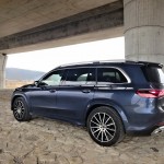 mercedes-benz-gls-2024-19