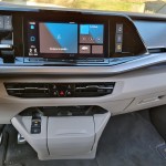 volkswagen-multivan-2024-29