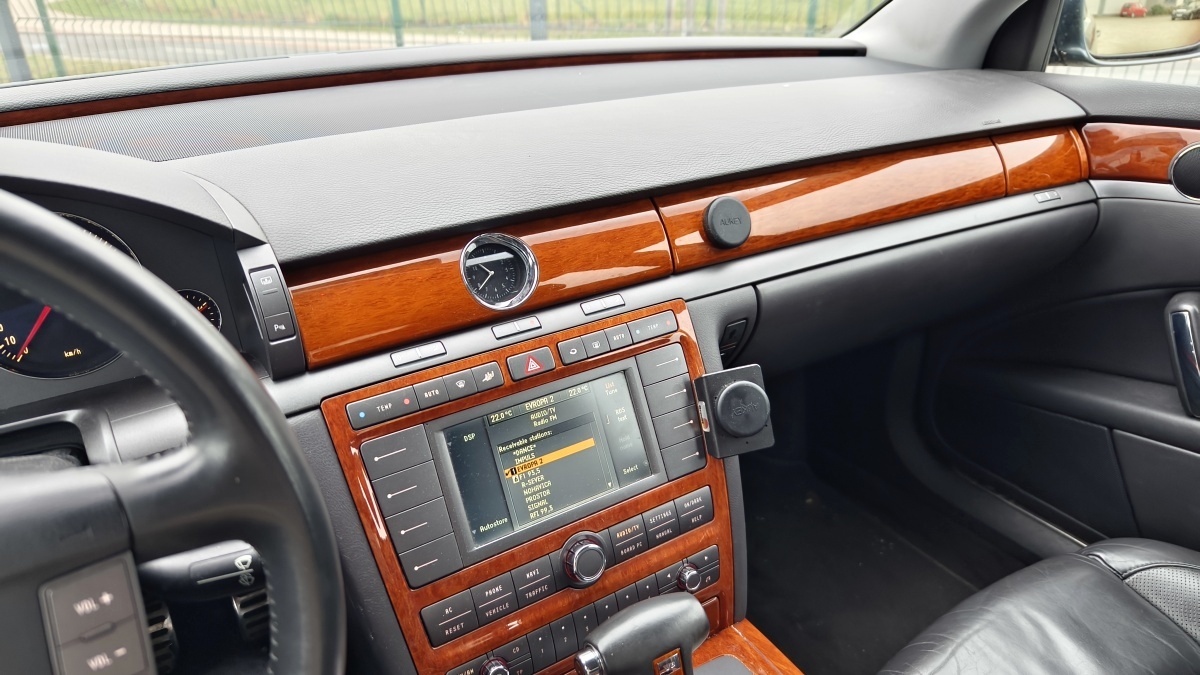 volkswagen-phaeton-15