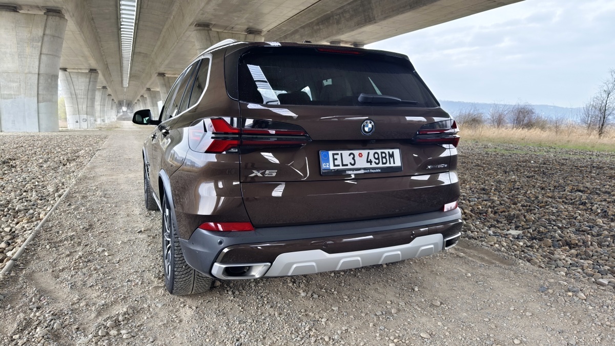 bmw-x5-2024-14