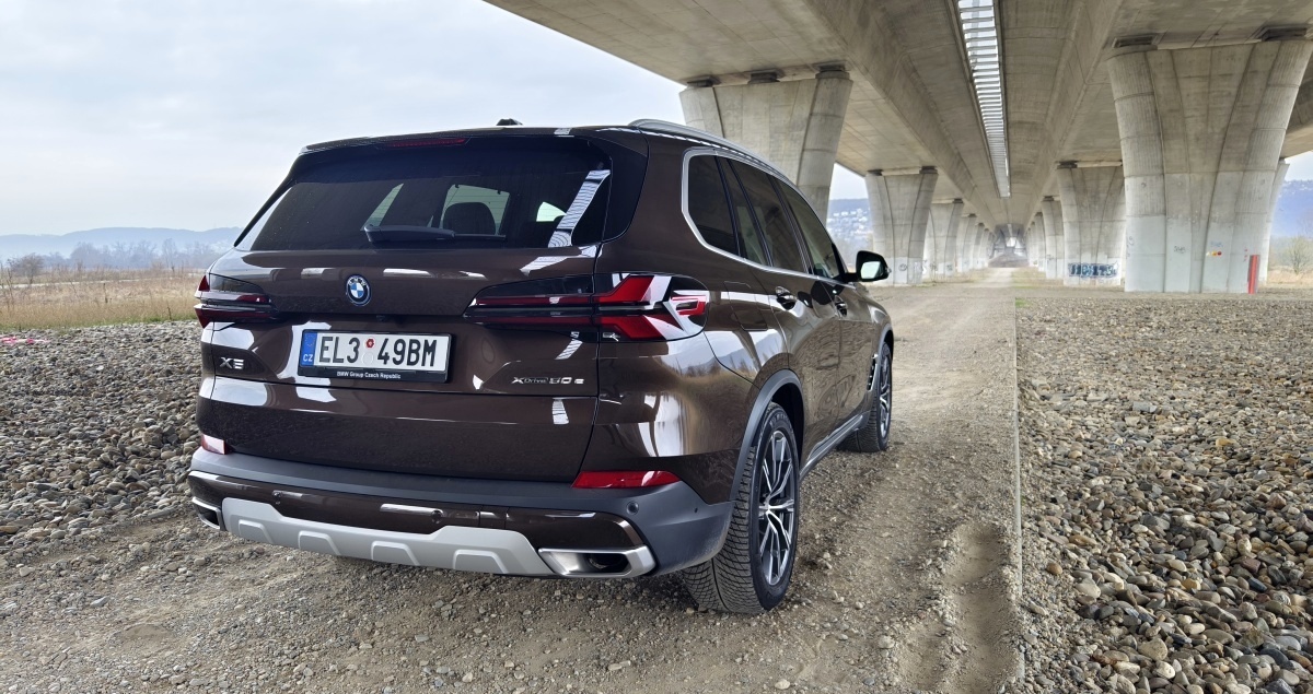 bmw-x5-2024-18