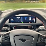 ford-mustang-mach-e-2024-14