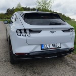 ford-mustang-mach-e-2024-6