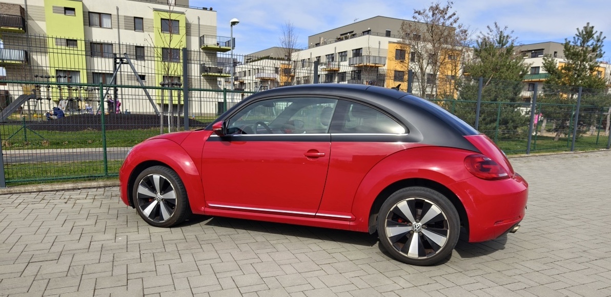 volkswagen-new-beetle-15