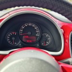 volkswagen-new-beetle-21