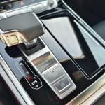 audi-q8-2024-14