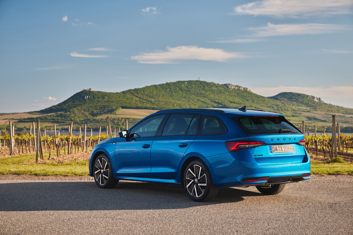 114_skoda_octavia_sportline_06b2c361
