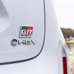 2024-_yaris_cross_dynamic-grey_dpl_details-02