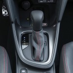2024-_yaris_cross_dynamic-grey_dpl_interior-09