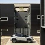 2024-_yaris_cross_dynamic-grey_dpl_static-07