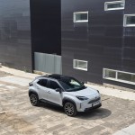 2024-_yaris_cross_dynamic-grey_dpl_static-09