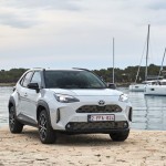 2024-_yaris_cross_dynamic-grey_dpl_static-15