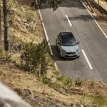 2024-_yaris_cross_urban_khaki_dpl_dynamic-40