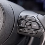 2024-_yaris_cross_urban_khaki_dpl_interior-05