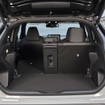 2024-_yaris_cross_urban_khaki_dpl_interior-12