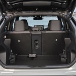 2024-_yaris_cross_urban_khaki_dpl_interior-14