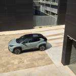 2024-_yaris_cross_urban_khaki_dpl_static-24