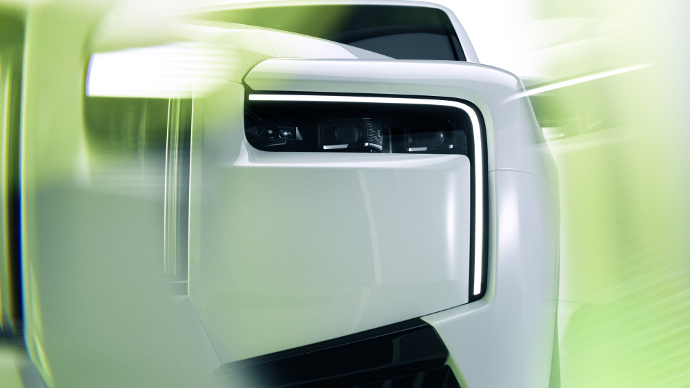 p90549037_highres_rolls-royce-black-ba