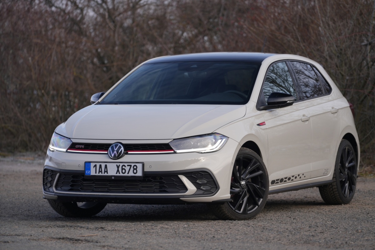 volkswagen-polo-gti-2