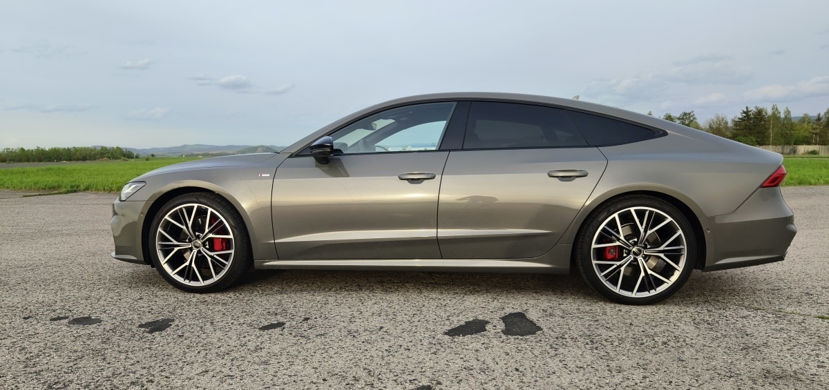 audi-a7-sportback-2024-16