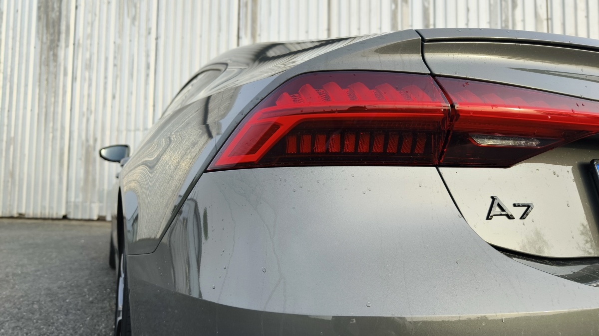 audi-a7-sportback-2024-25