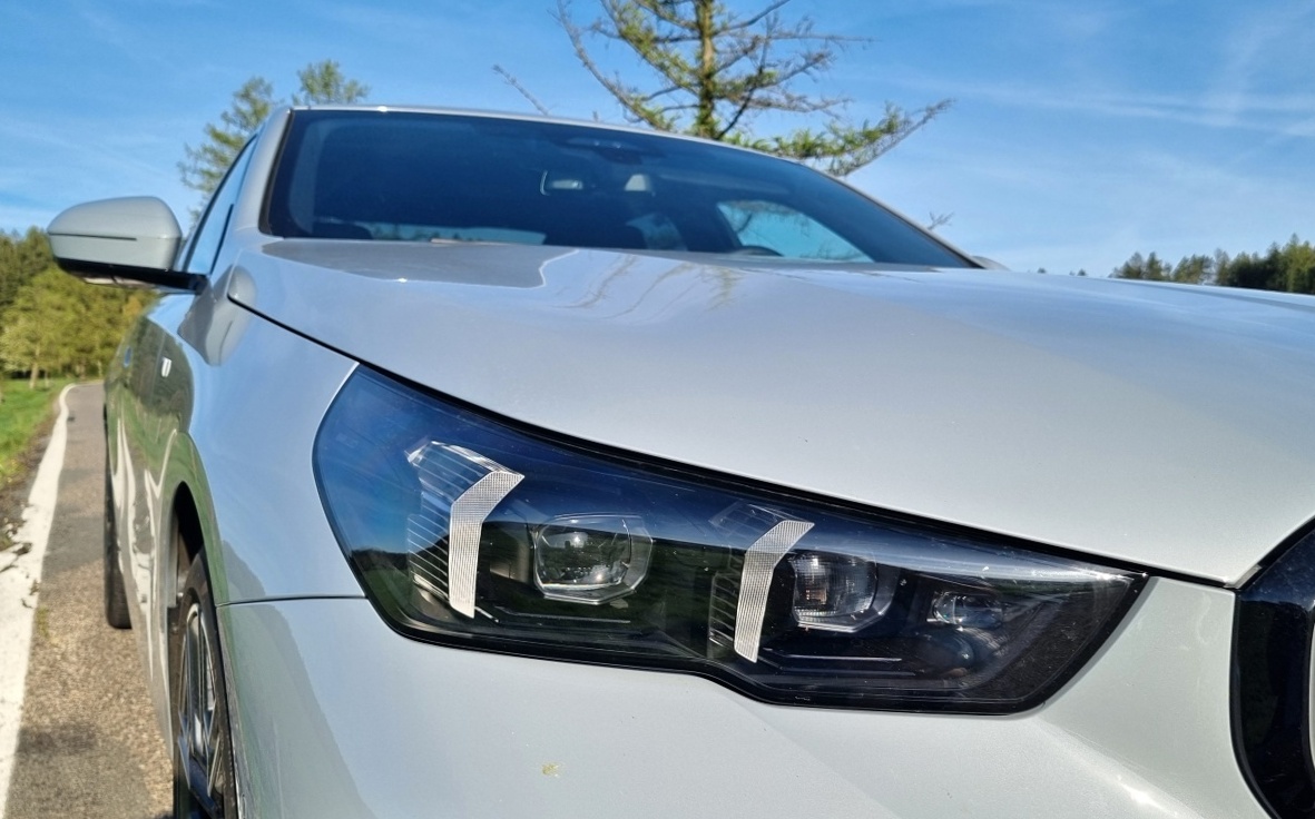 bmw-i5-2024-12
