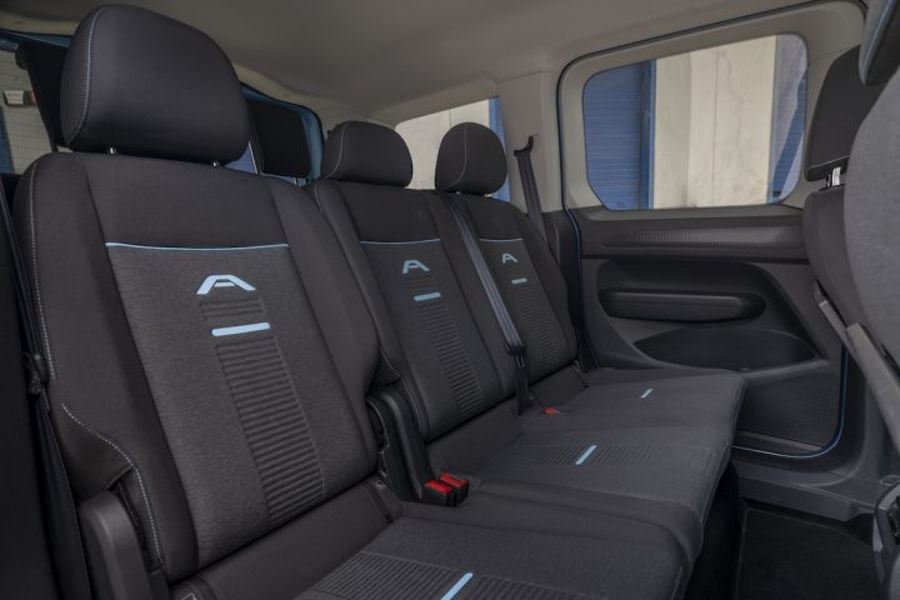 ford_tourneo_connect_active_50-720x480