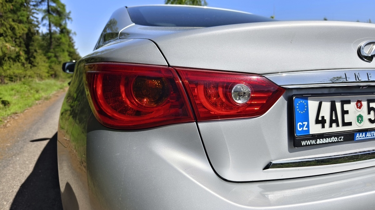 infiniti-q50-15